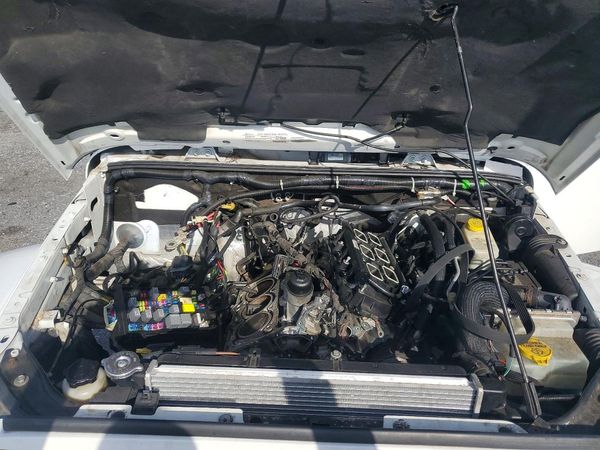 2016 JEEP WRANGLER Sahara — Engine bay