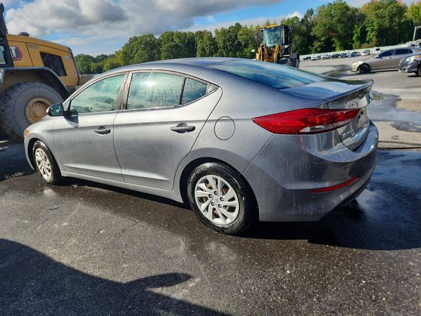 2018 HYUNDAI ELANTRA SE — DSRA