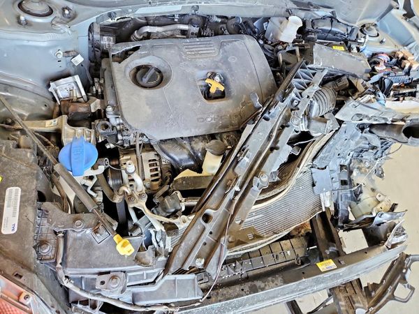 2021 KIA SELTOS EX — Engine bay