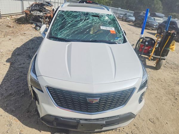 2019 CADILLAC XT4 Premium Luxury — DIRF