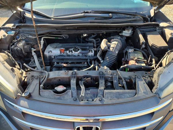 2014 HONDA CRV LX — Engine bay