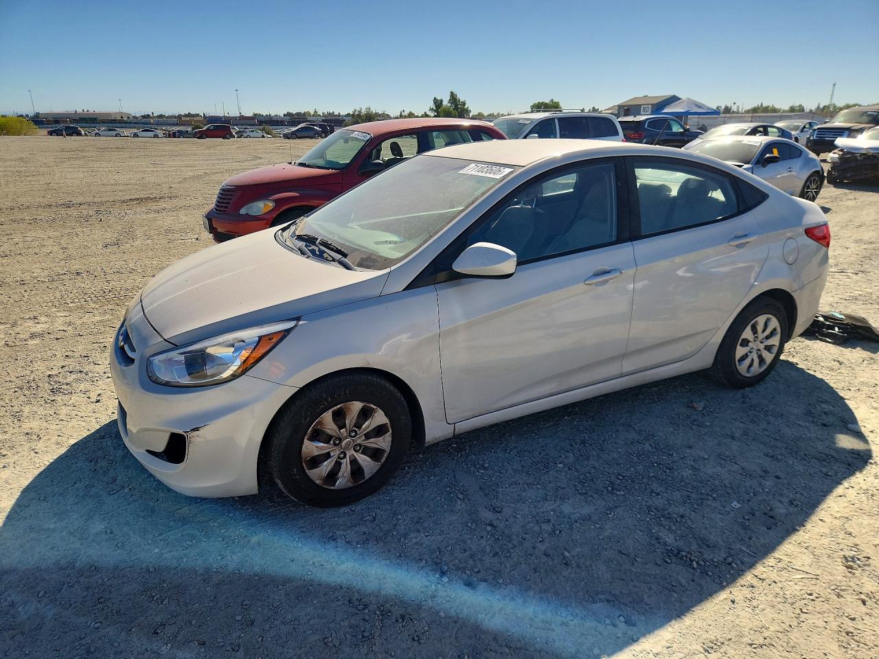 2017 HYUNDAI ACCENT SE Base — Front 3/4