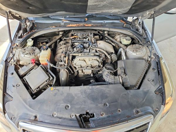 2014 CADILLAC ATS Standard — Engine bay