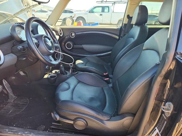 2012 MINI COOPER — DENT