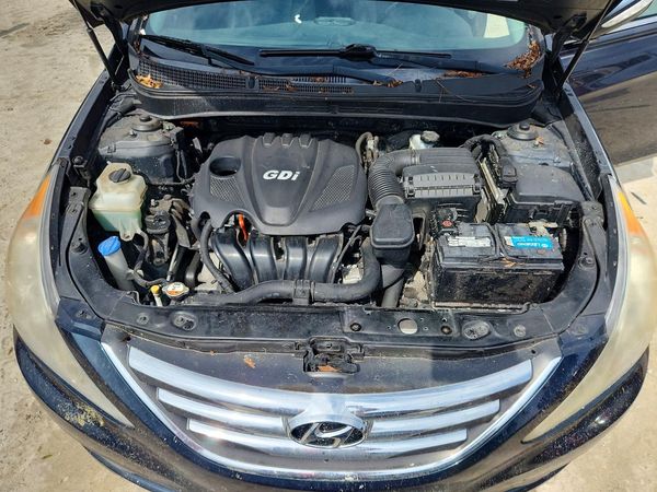 2014 HYUNDAI SONATA — Engine bay