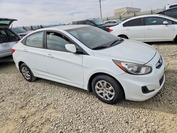 2013 HYUNDAI ACCENT GLS, GS — Passenger 3/4
