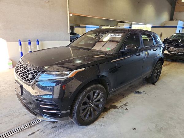 2018 LAND ROVER RANGEROVER R-Dynamic SE — Front 3/4