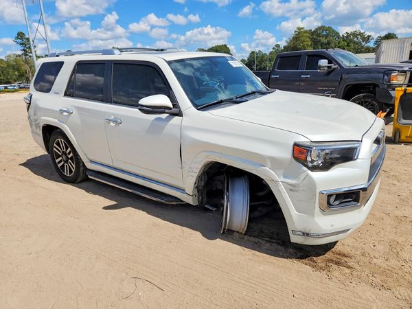 2016 TOYOTA 4RUNNER Base Grade — Passenger 3/4