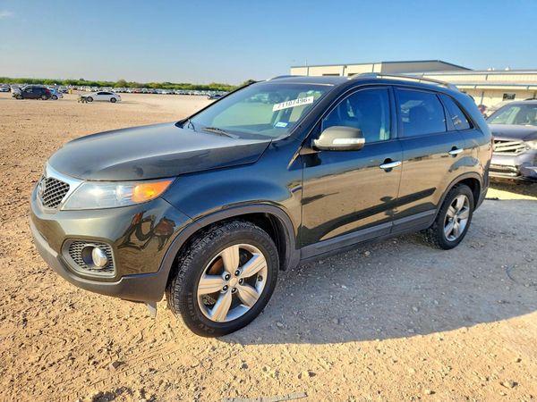 2013 KIA SORENTO — DSFA — Front 3/4
