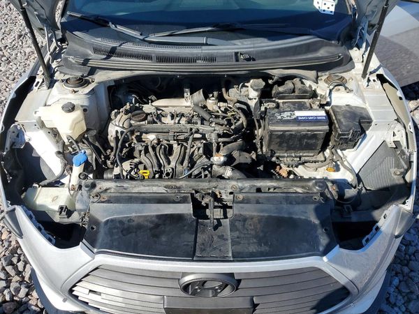 2015 HYUNDAI VELOSTER GLS(Middle) — Engine bay