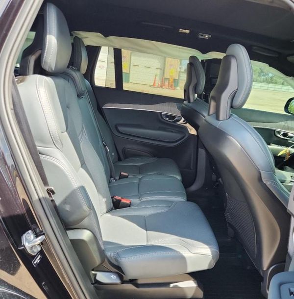 2021 VOLVO XC90