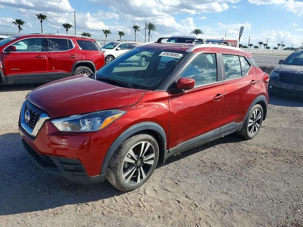 2018 NISSAN KICKS — Front 3/4