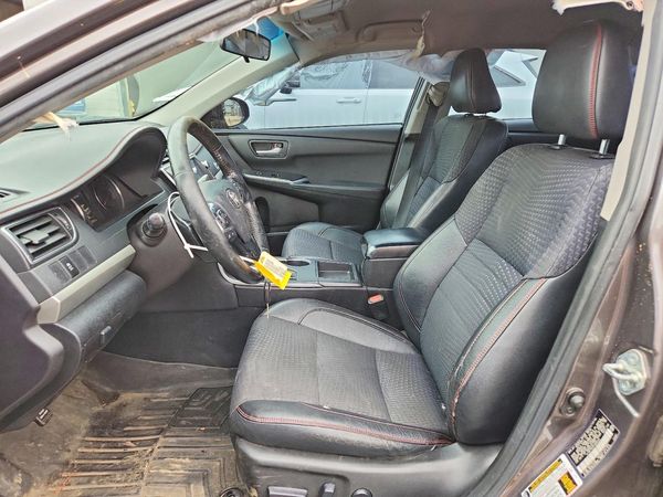 2015 TOYOTA CAMRY — DENT