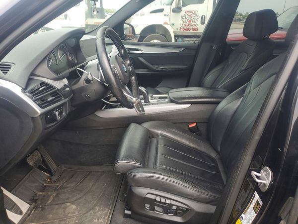 2015 BMW X5 xDrive35i — DENT