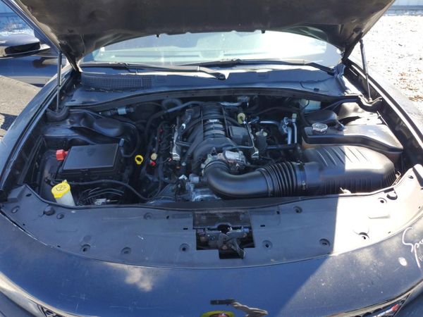 2019 DODGE CHARGER R/T — Engine bay