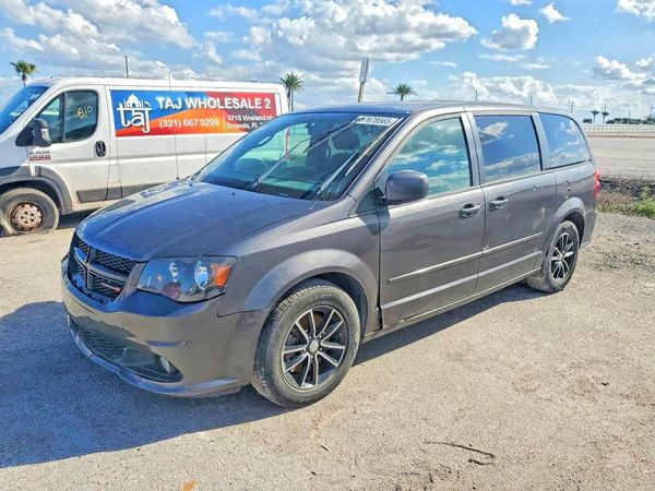 2015 DODGE CARAVAN SXT — Front 3/4