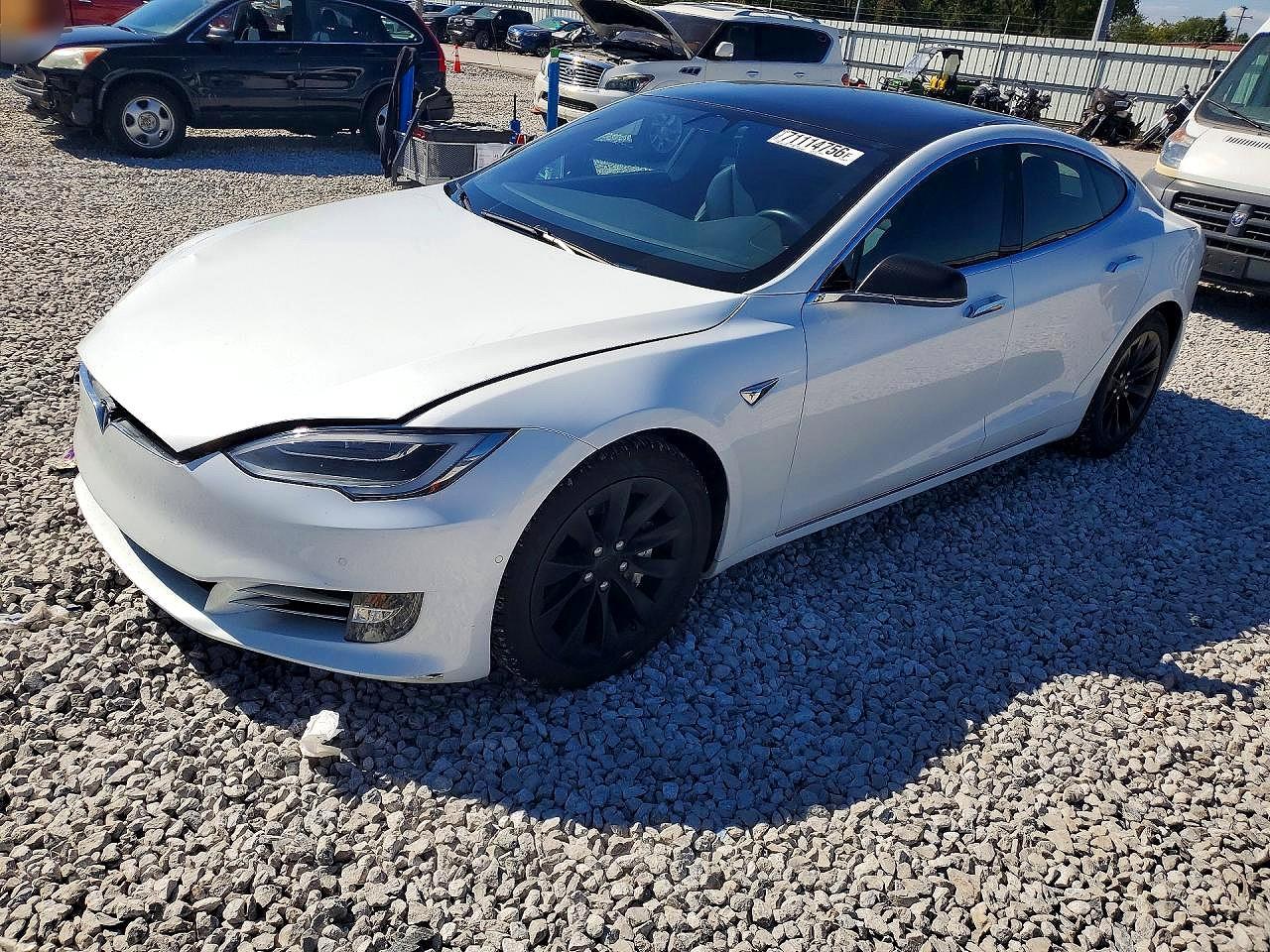 2018 TESLA MODEL S — Front 3/4
