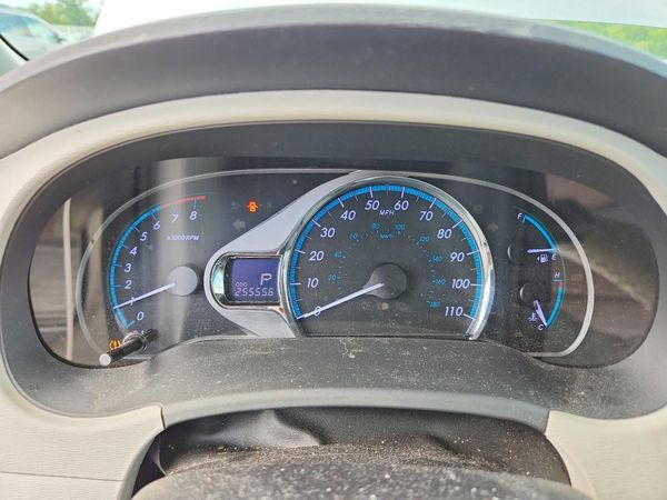 2014 TOYOTA SIENNA — ODOM