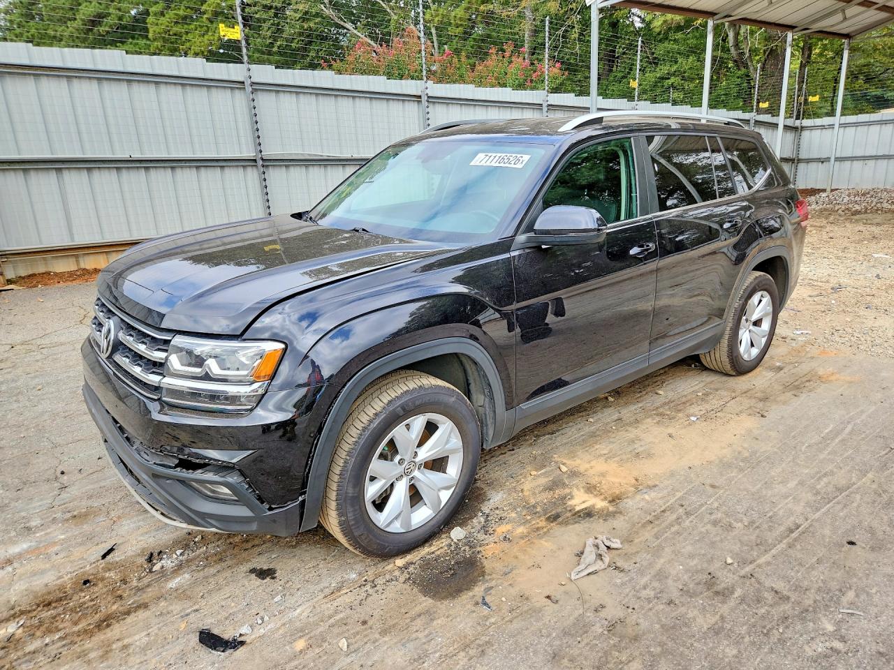2018 VOLKSWAGEN ATLAS SE — Front 3/4
