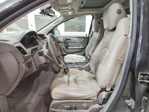 2015 CHEVROLET TRAVERSE LTZ — DENT