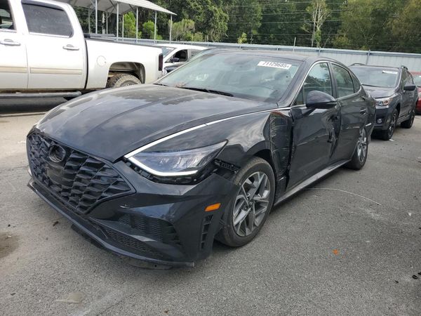 2022 HYUNDAI SONATA
