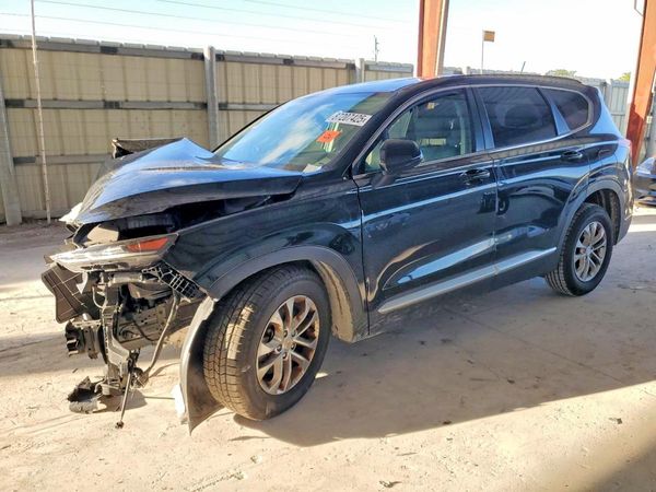 2020 HYUNDAI SANTA FE SE — Front 3/4