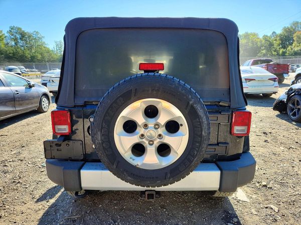 2014 JEEP WRANGLER Sahara — DIRR