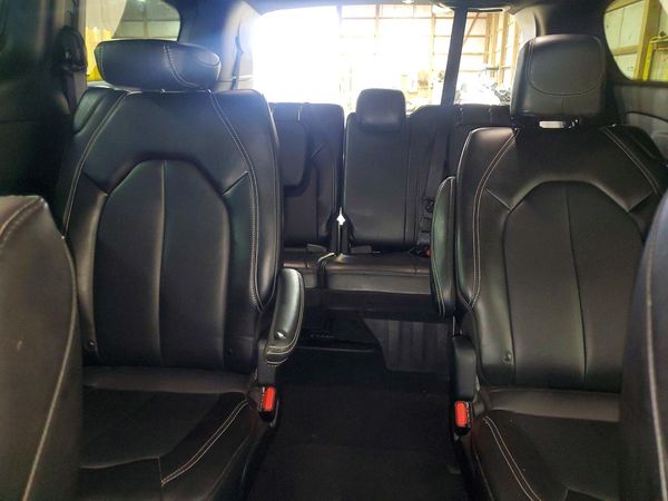 2025 CHRYSLER PACIFICA Select — SUVN