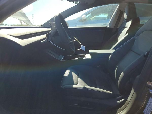 2026 TESLA MODEL 3 — DENT
