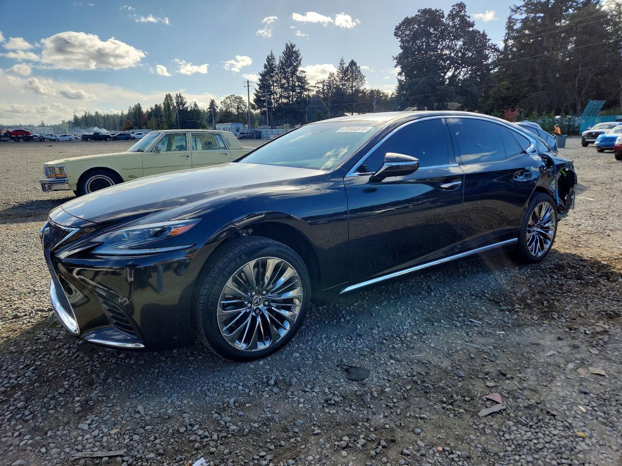 2018 LEXUS LS500 500 — Front 3/4