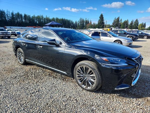 2018 LEXUS LS500 500 — Passenger 3/4