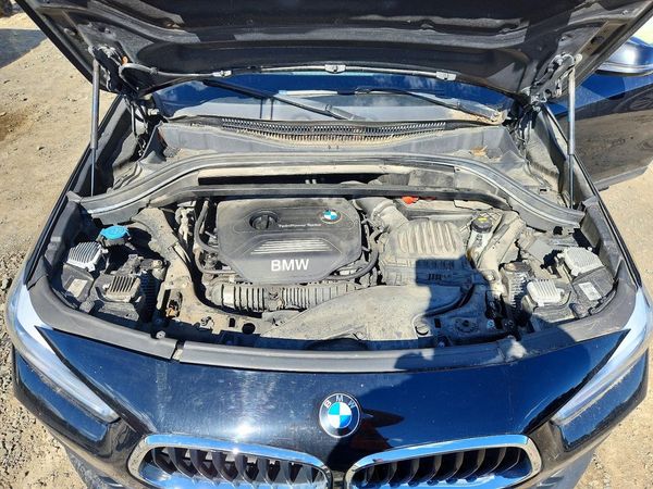 2018 BMW X2 xDrive28i — Engine bay