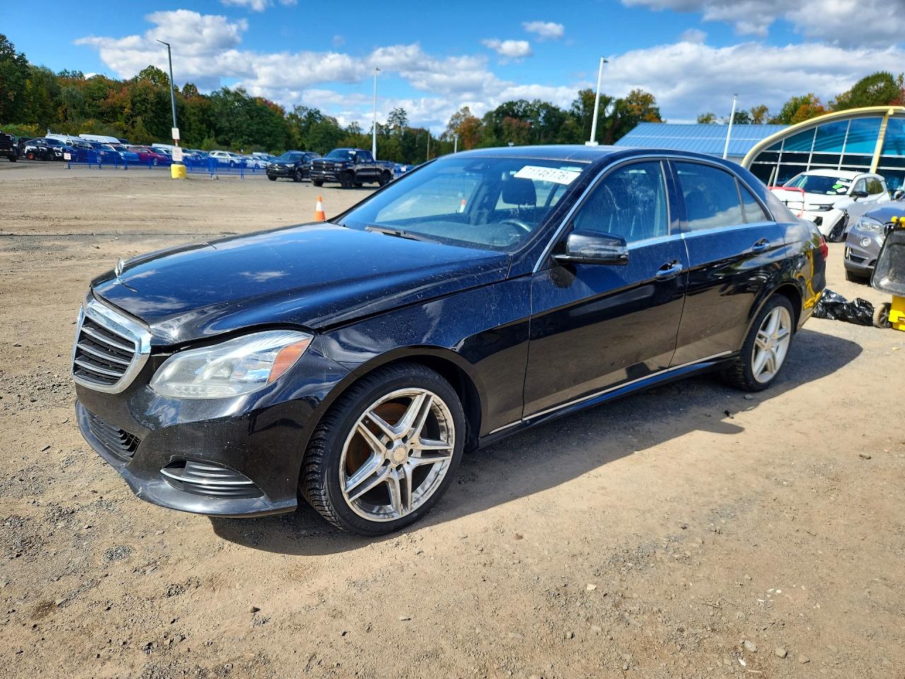 2016 MERCEDES-BENZ E-CLASS E350-4M — Front 3/4