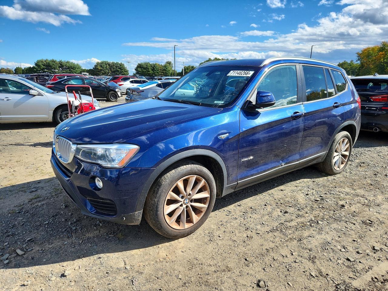 2017 BMW X3 xDrive28i — Front 3/4