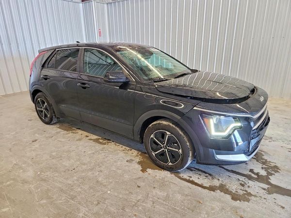 2026 KIA NIRO LX — Passenger 3/4