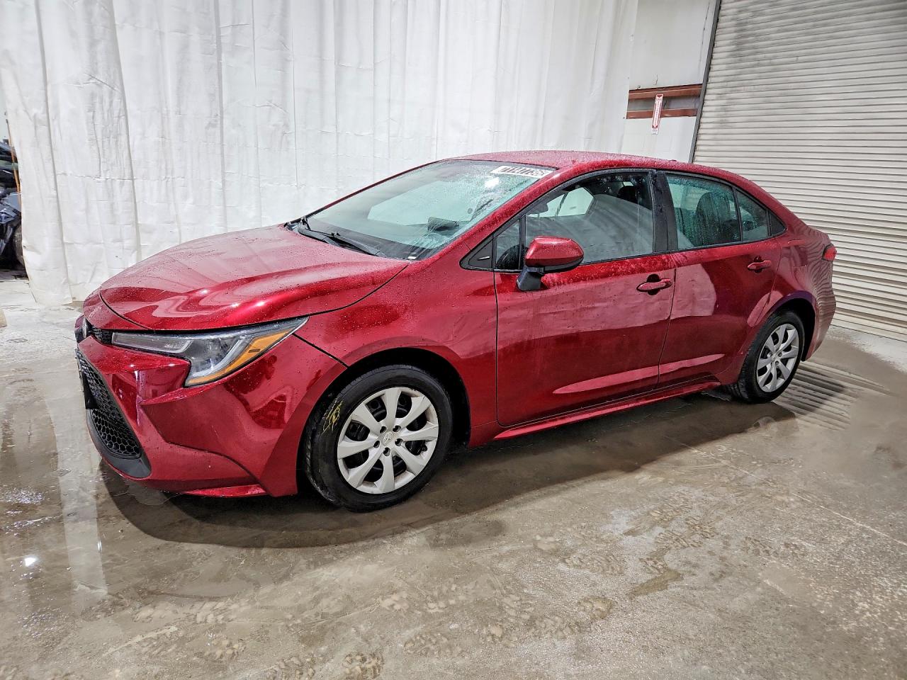 2022 TOYOTA COROLLA LE — Front 3/4