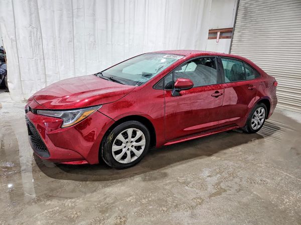 2022 TOYOTA COROLLA LE — Front 3/4