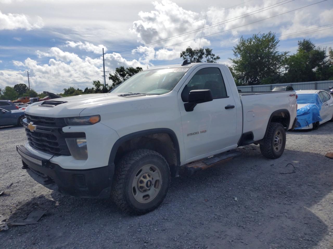 2024 CHEVROLET SILVERADO Work Truck — Front 3/4