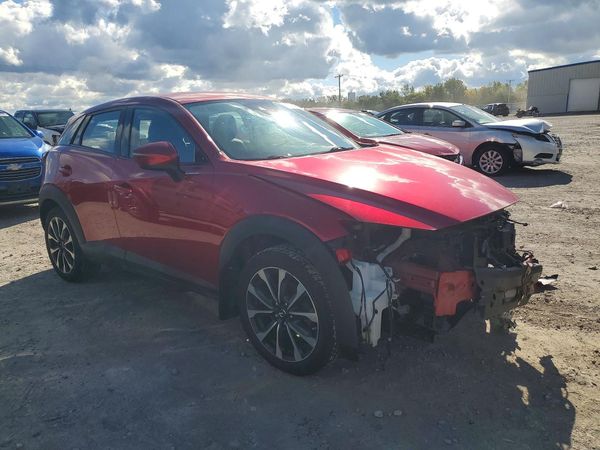 2019 MAZDA CX-3 Touring — Passenger 3/4