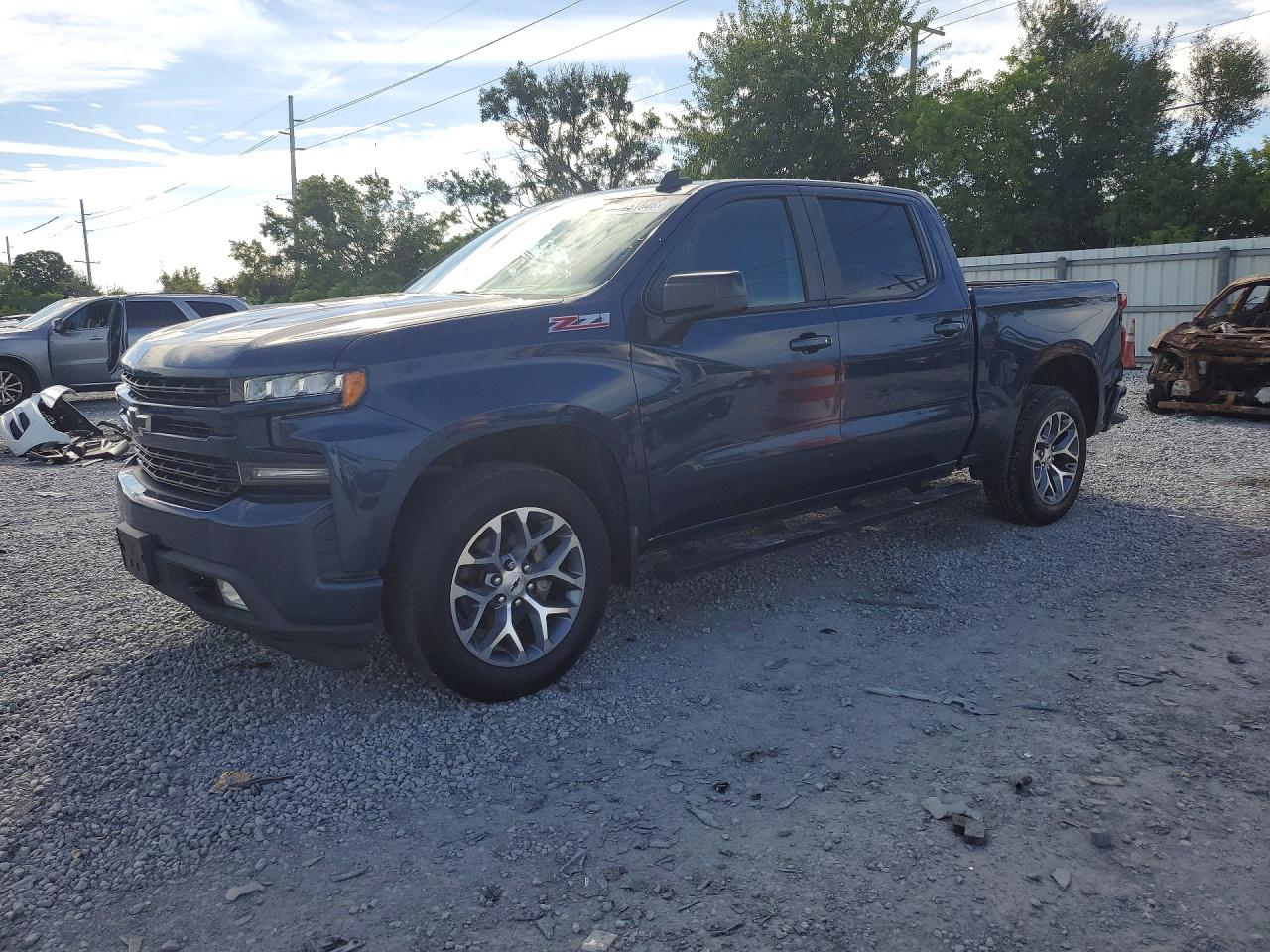 2021 CHEVROLET SILVERADO RST — Front 3/4