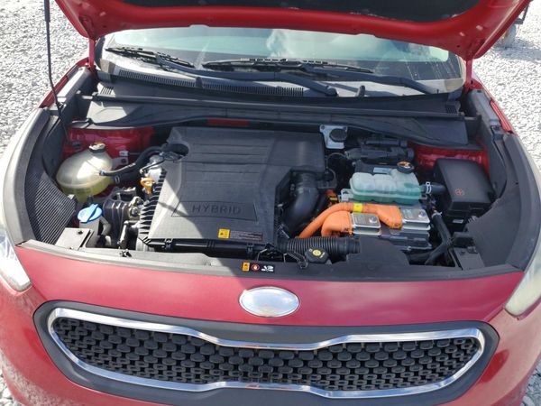 2019 KIA NIRO — Engine bay
