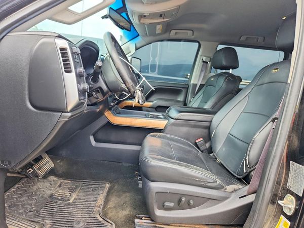2017 CHEVROLET SILVERADO LTZ — DENT