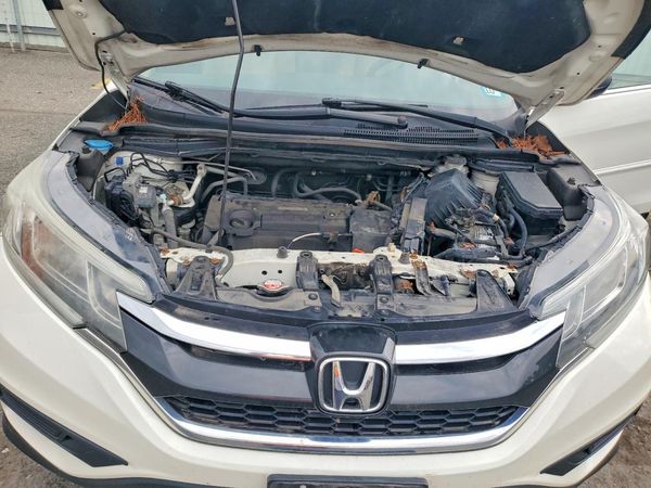 2016 HONDA CRV SE — Engine bay
