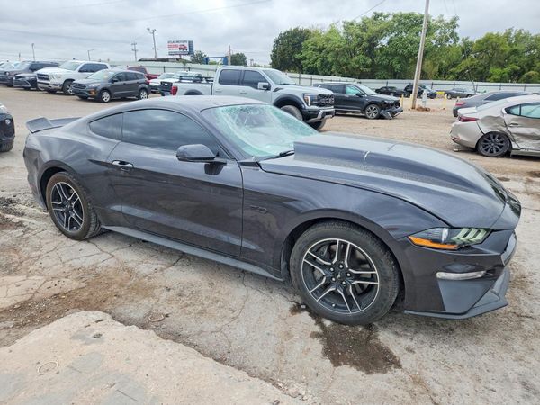 2022 FORD MUSTANG GT Coupe — Passenger 3/4