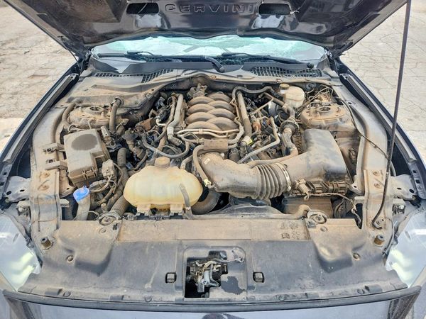 2022 FORD MUSTANG GT Coupe — Engine bay