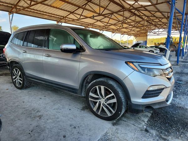 2016 HONDA PILOT Elite — Passenger 3/4
