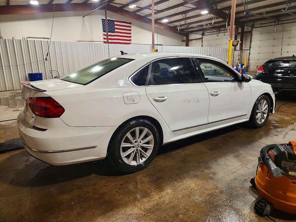 2017 VOLKSWAGEN PASSAT — PSRA