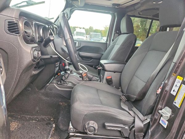 2020 JEEP WRANGLER UNLIMITED Unlimited Sport — DENT