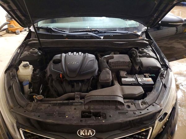 2015 KIA OPTIMA GL(Middle-low grade) — Engine bay