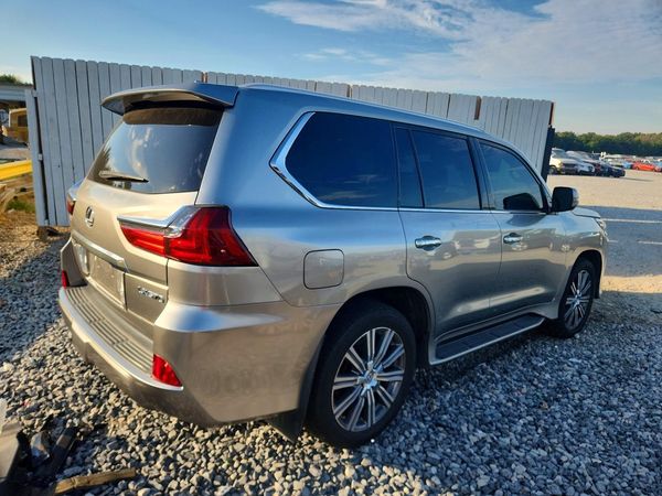 2017 LEXUS LX 570 — PSRA